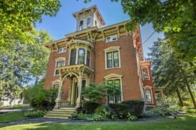 Rosemont Inn Bed and Breakfast: Exterior view of building