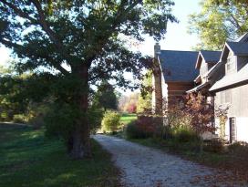 Twin Oaks Lodge: 