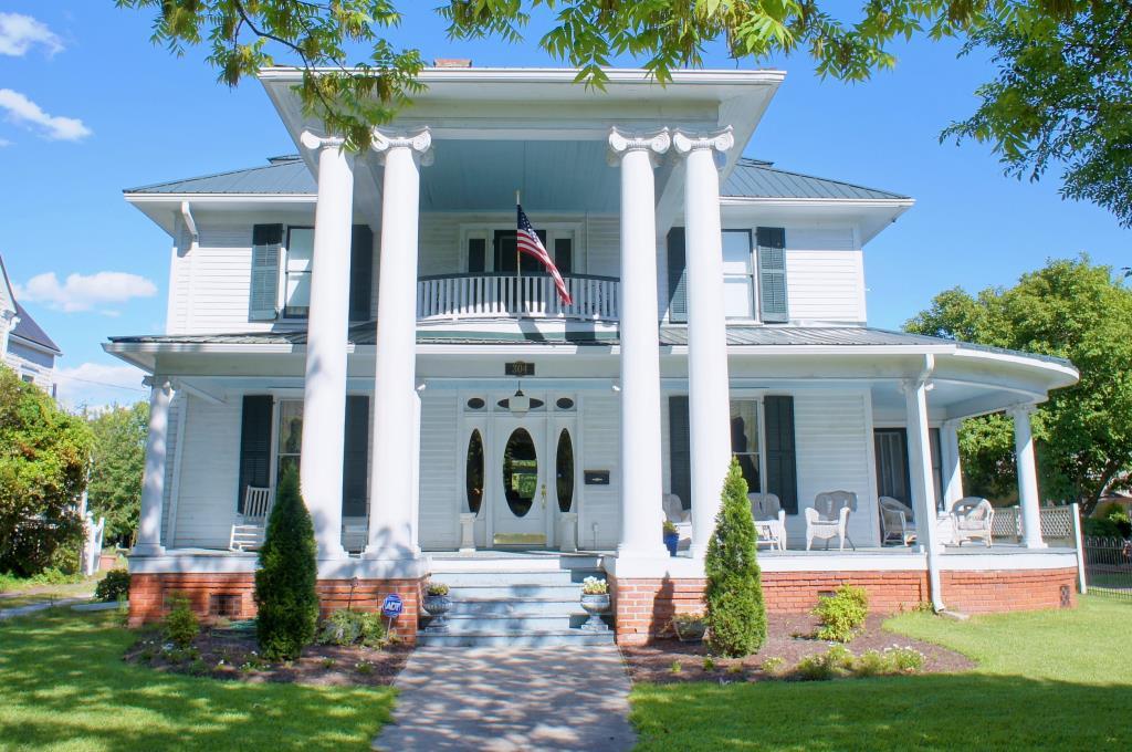 Governor Eden Inn - Edenton, NC Inn for Sale