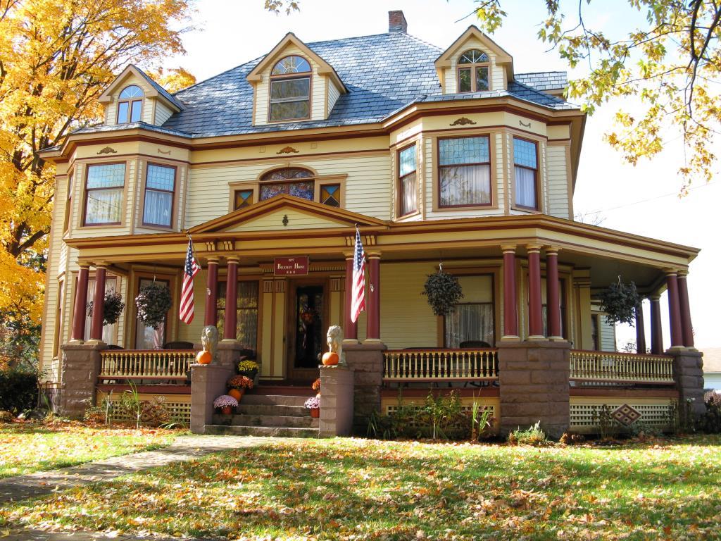 1897 Beekman House - Dundee, NY Inn for Sale