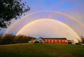 ACORN INN – Group Lodging & Events Resort: Inn Rainbow