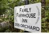 Family Farmhouse Inn: 