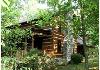 Kentucky Log Cabin: Beautiful setting!