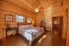 Luxury Log Cabin Resort Near Hot Springs, AR: Cabin Bedroom