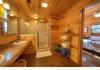 Luxury Log Cabin Resort Near Hot Springs, AR: Cabin Shower