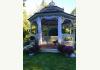 Hexagon House Bed & Breakfast: Gazebo