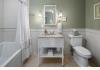 The New Victorian Mansion B&B: Cathedral Suite bathroom