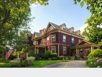 Maine MidCoast Luxury Bed and Breakfast Collection